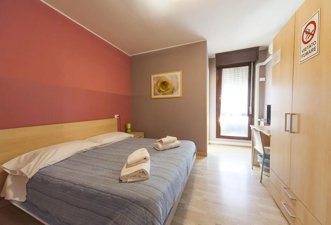 Hotel Albi Stezzano 2*,  Italy
